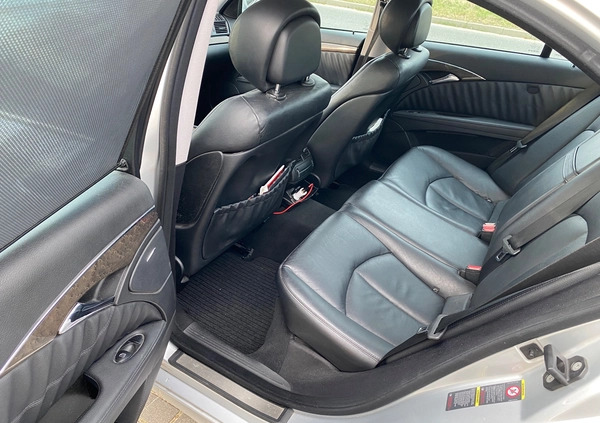 Mercedes-Benz Klasa E cena 28500 przebieg: 344000, rok produkcji 2008 z Szczecinek małe 191